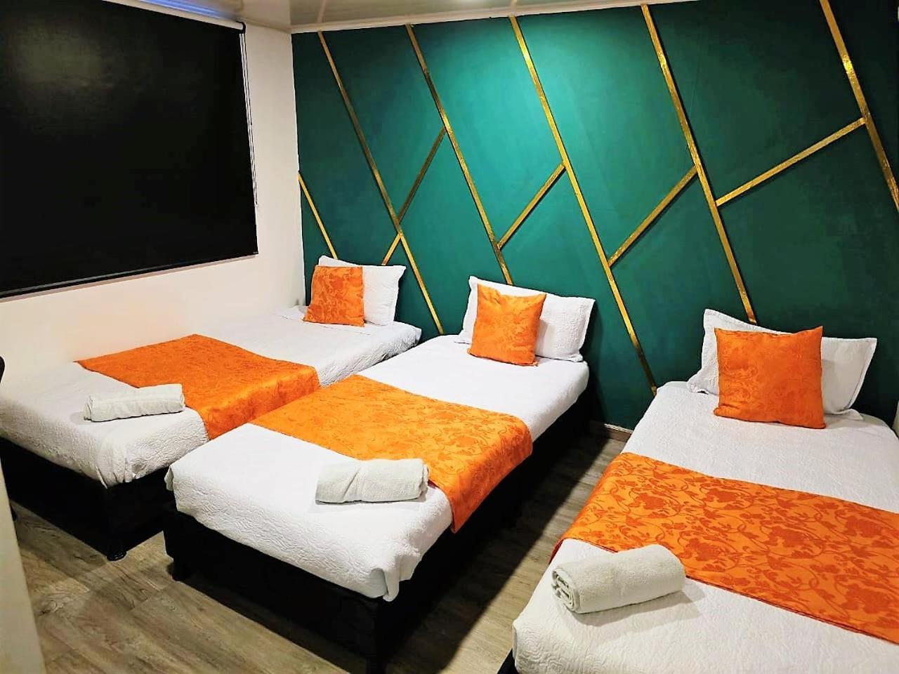 Hotel Kristal Ferial Богота Экстерьер фото