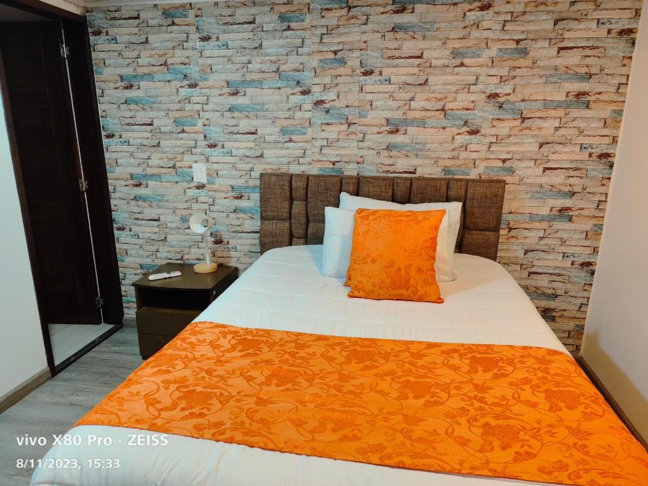 Hotel Kristal Ferial Богота Экстерьер фото