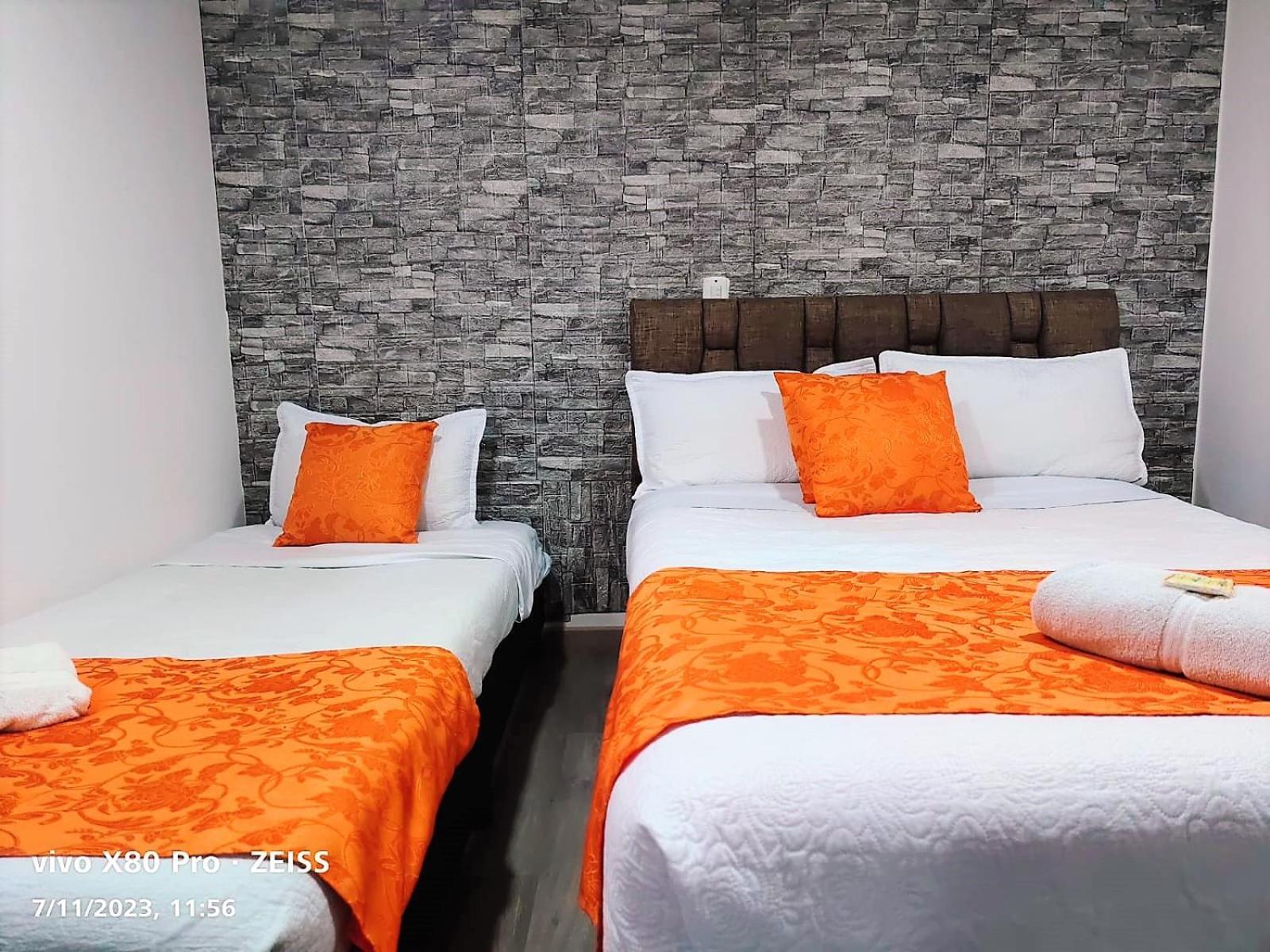 Hotel Kristal Ferial Богота Экстерьер фото