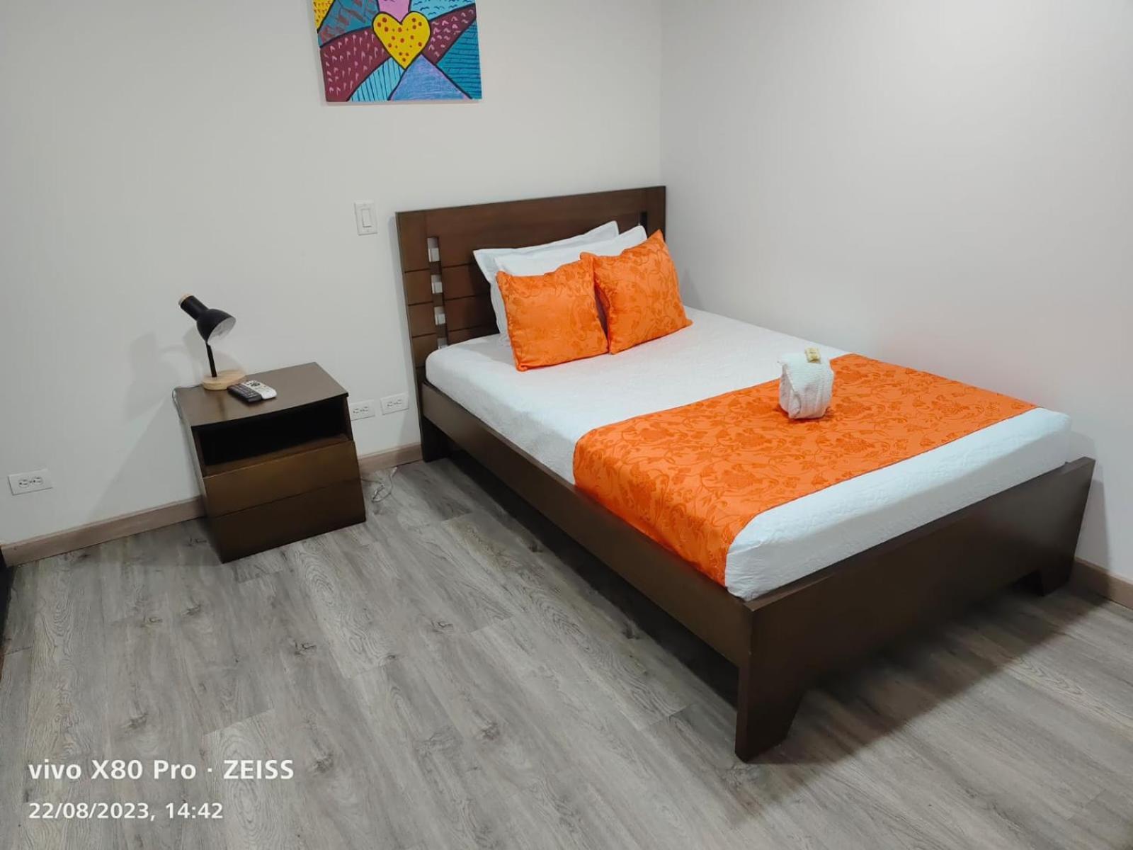 Hotel Kristal Ferial Богота Экстерьер фото