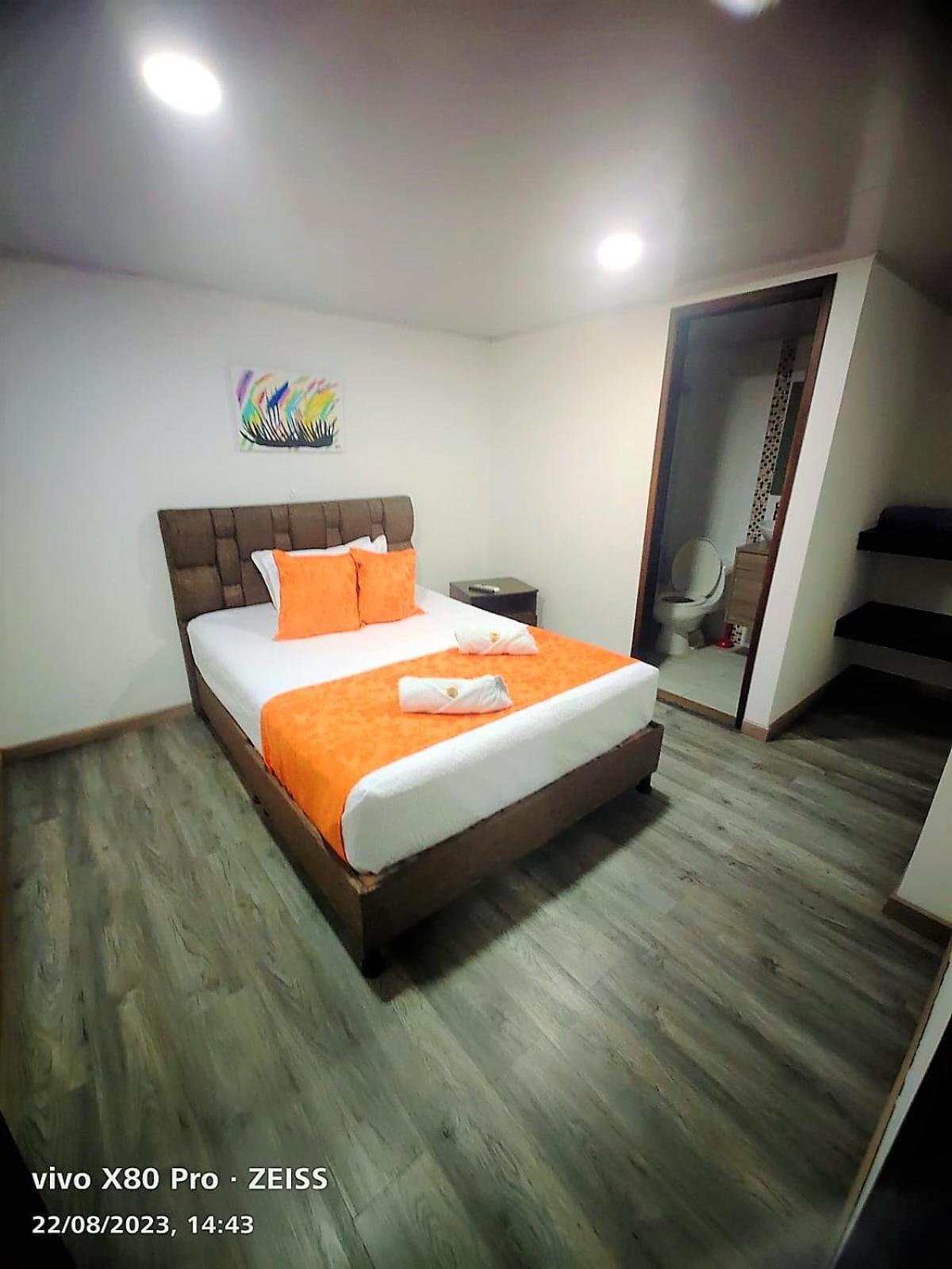 Hotel Kristal Ferial Богота Экстерьер фото