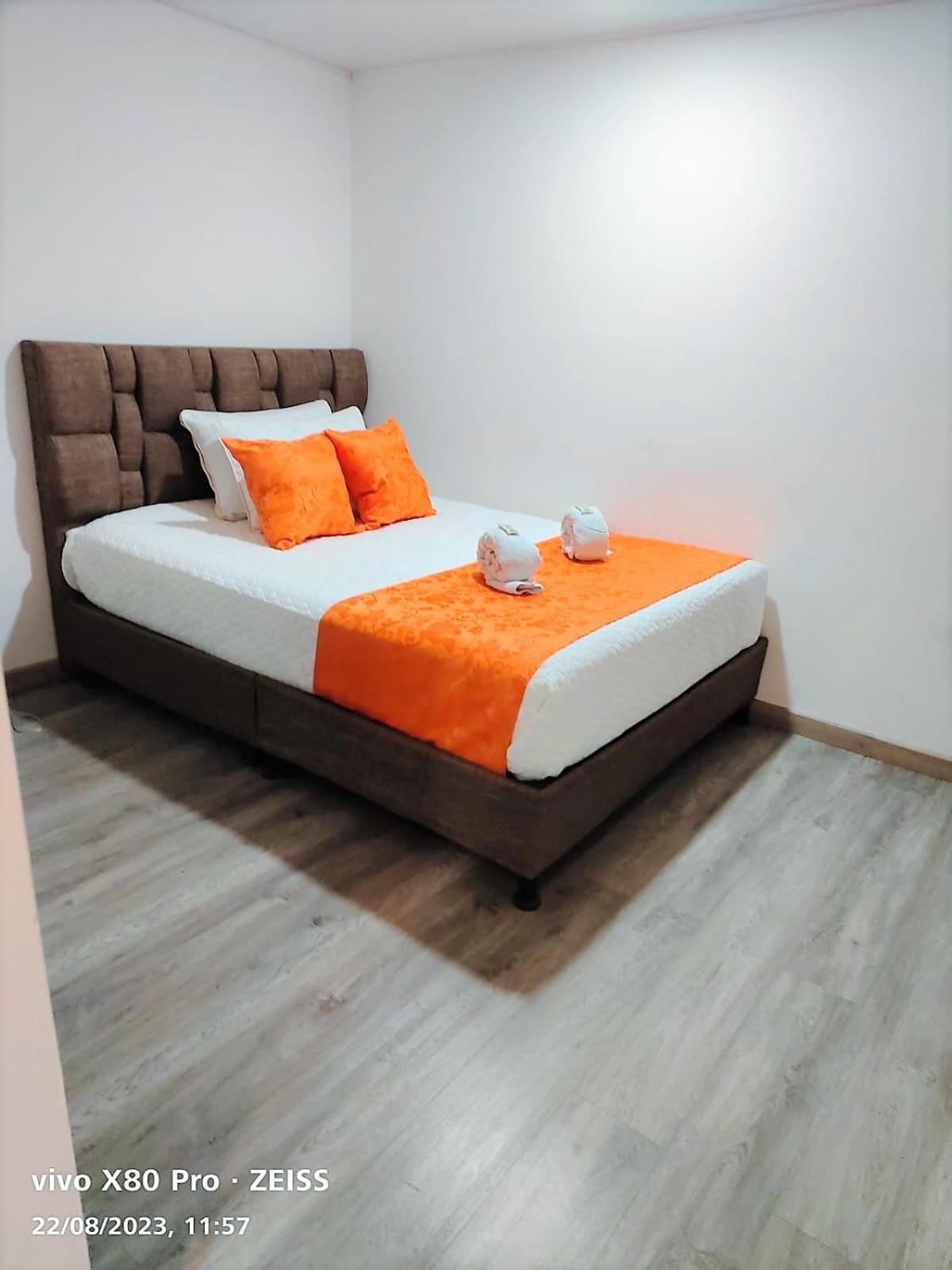 Hotel Kristal Ferial Богота Экстерьер фото